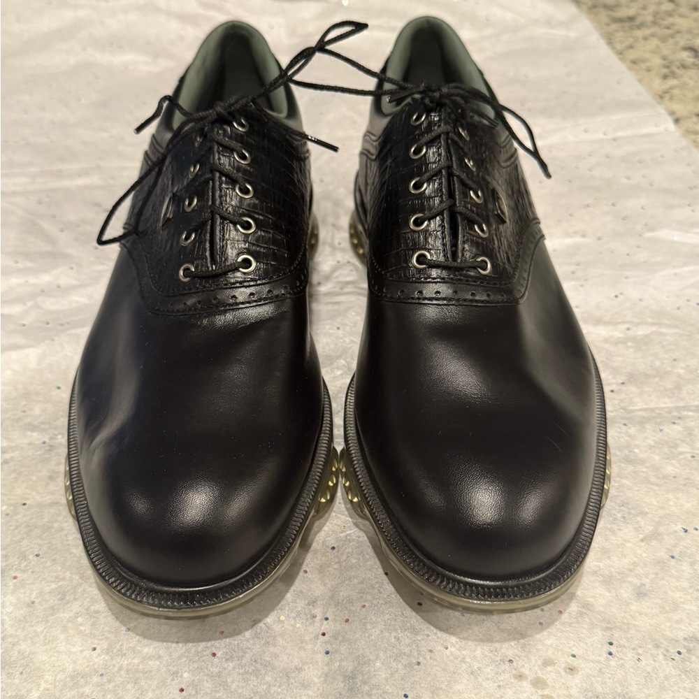 FootJoy Black Leather Men's Oxfords Golf Shoes. NWOB.